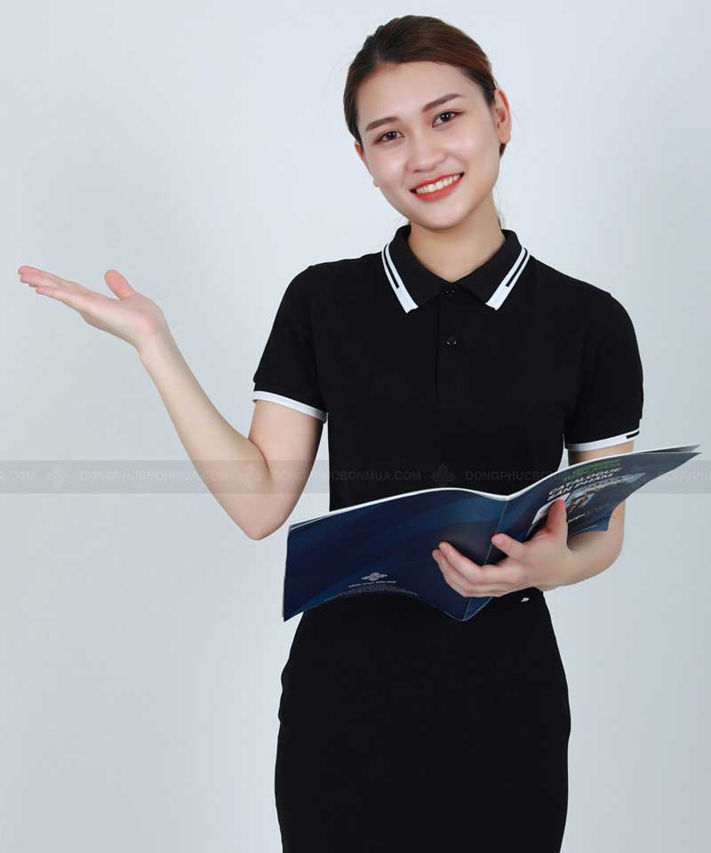 Mẫu thiết kế áo phông đồng phục đen phối cổ sọc trắng