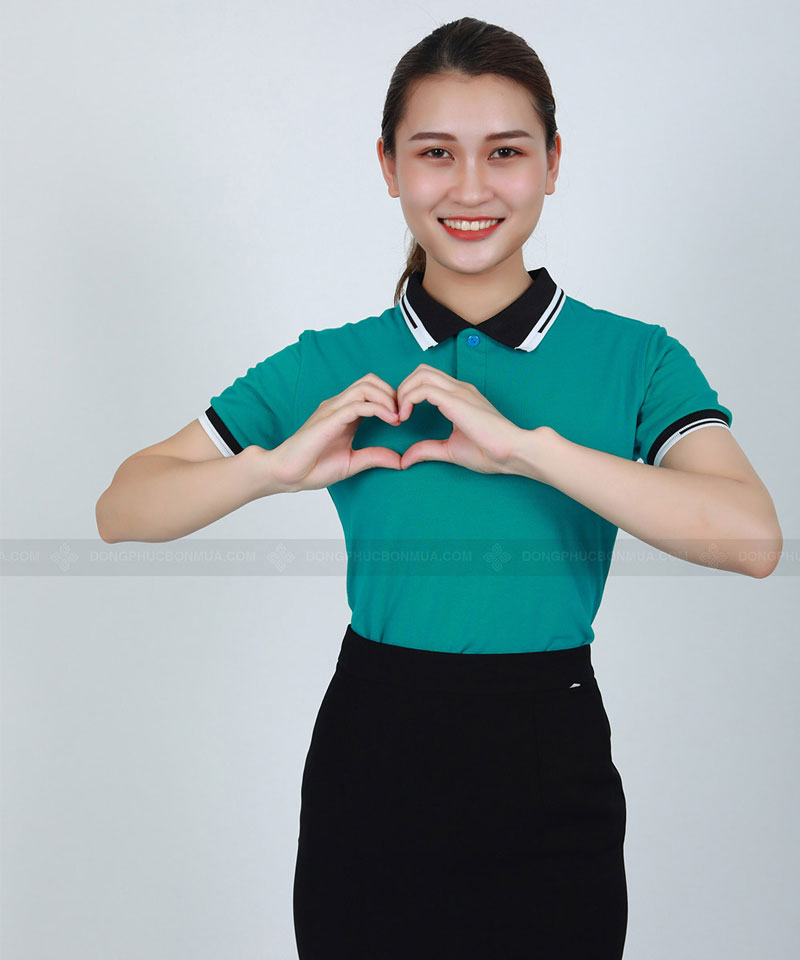 Mẫu thiết kế áo phông đồng phục cong sở phối cổ sọc trắng đen