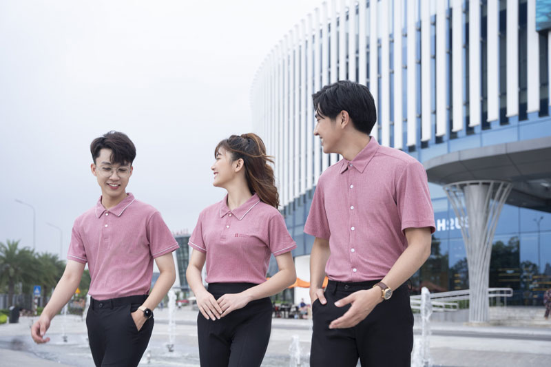 Áo đồng phục doanh nghiệp màu hồng tím, chất liệu thun gân