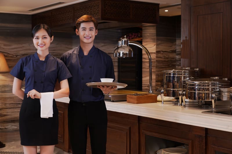 Các sản phẩm Đồng Phục Bốn Mùa hướng tới khách hàng phù hợp với khí hậu các vùng miền