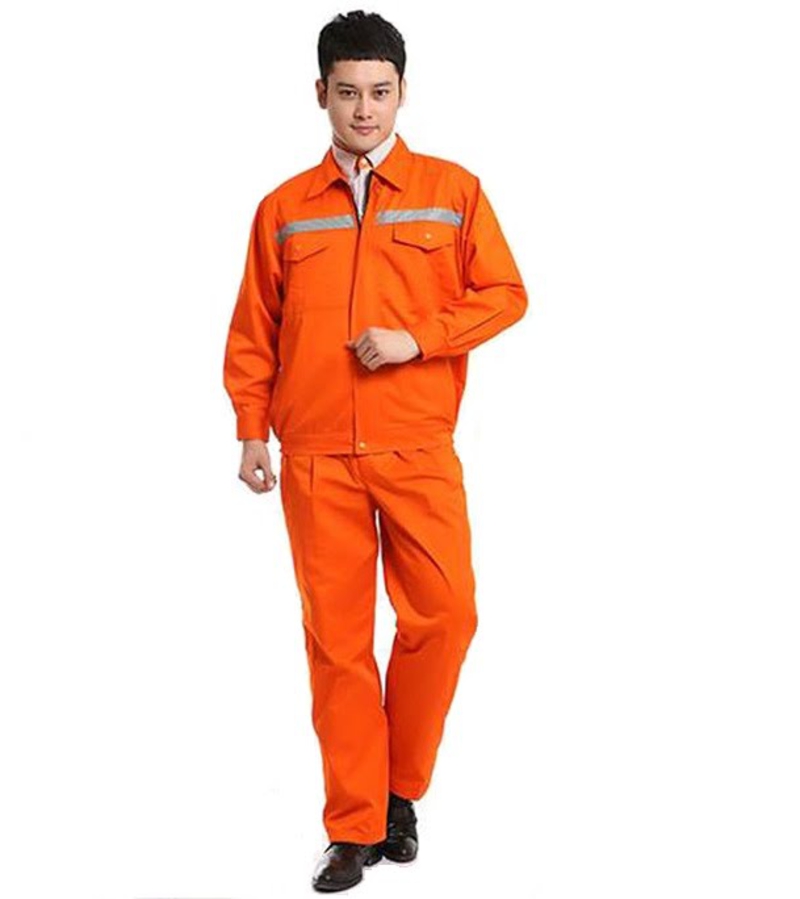 Đồng phục thợ điện thường có màu cam, xanh lá cây hay xanh dương