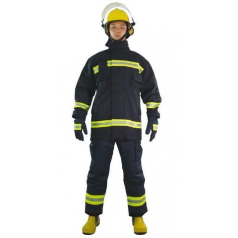 Quần áo chống cháy không thể chống lại hóa chất nên bạn cần lưu ý khi dùng