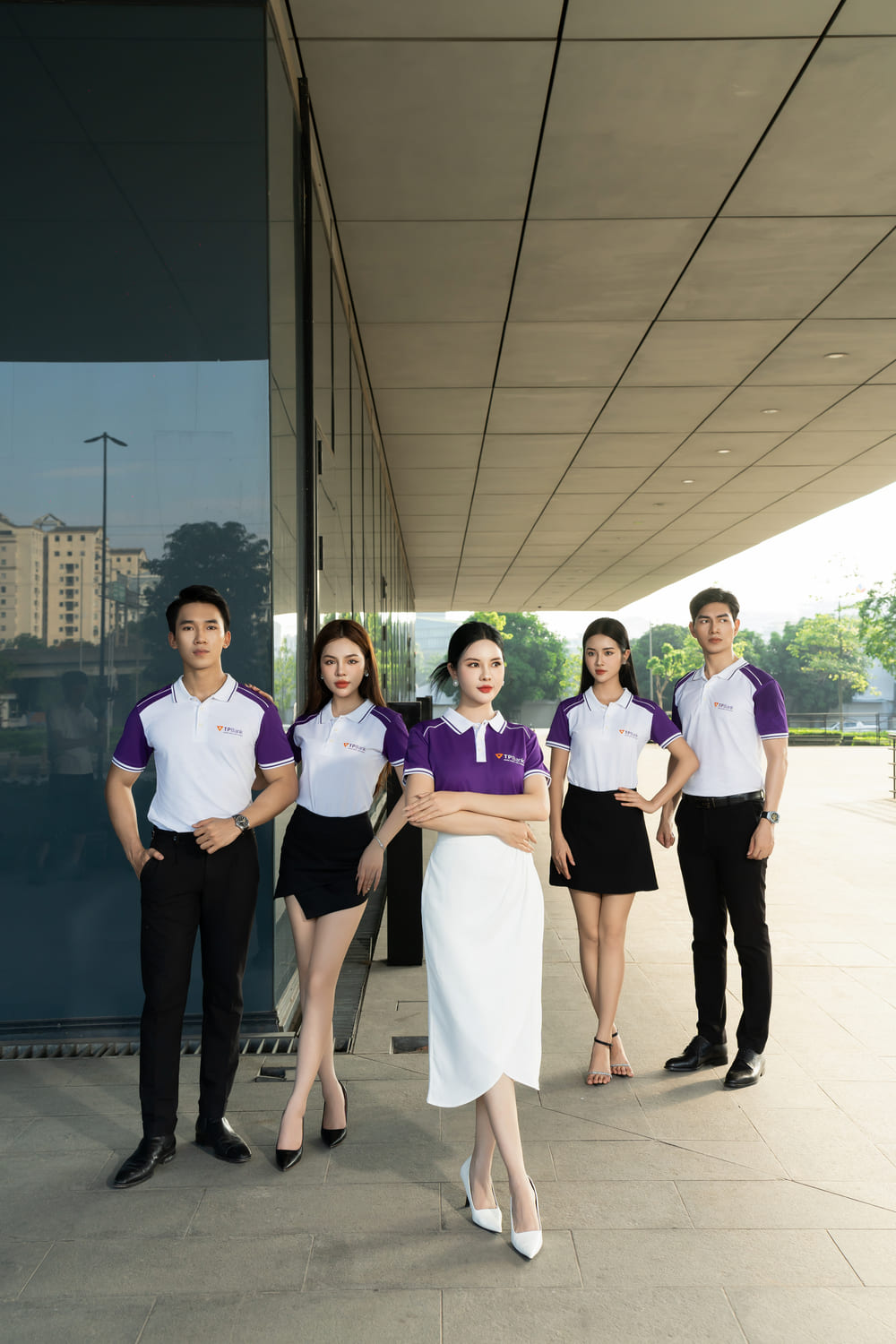 Chất liệu may đồng phục là dòng liệu cao cấp, hàng tuyển chọn như Biocool, Lacoste Soft, cotton