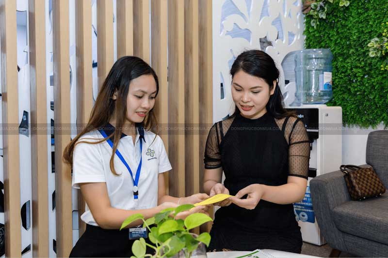 Thử áo trực tiếp tại đơn vị để xác định được số đo chuẩn xác nhất