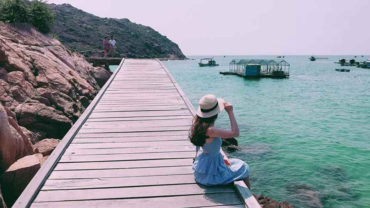 Đi Quy Nhơn mặc gì để lên hình sống ảo thật chất và ấn tượng