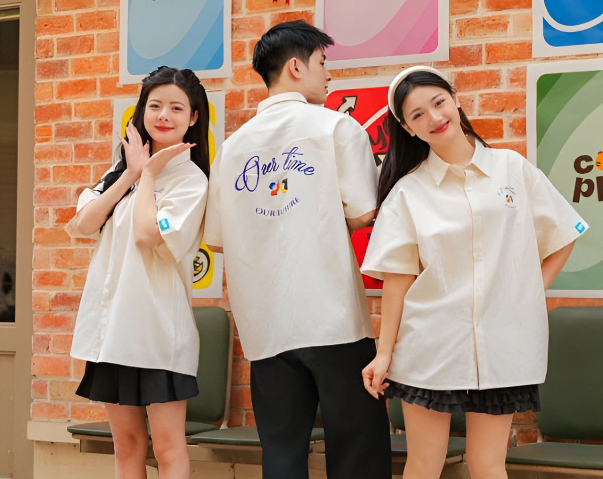 Mẫu áo lớp sơ mi form regular