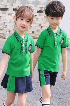 Phong cách thiết kế mẫu đồng phục học sinh mầm non xanh lá