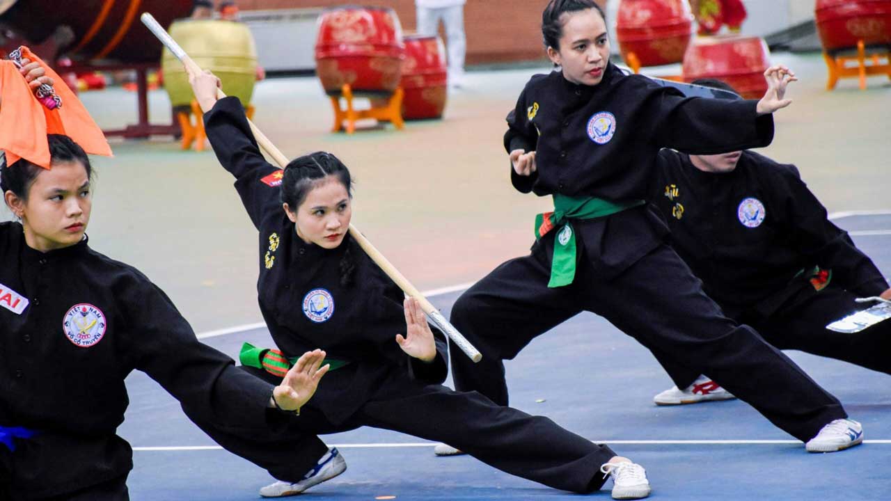 Đặt May Đồng Phục Lớp Võ Bền, Vận Động Thoải Mái | Bảng Giá 2026