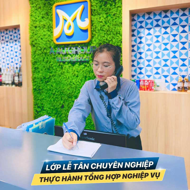 Đồng phục quản trị khách sạn