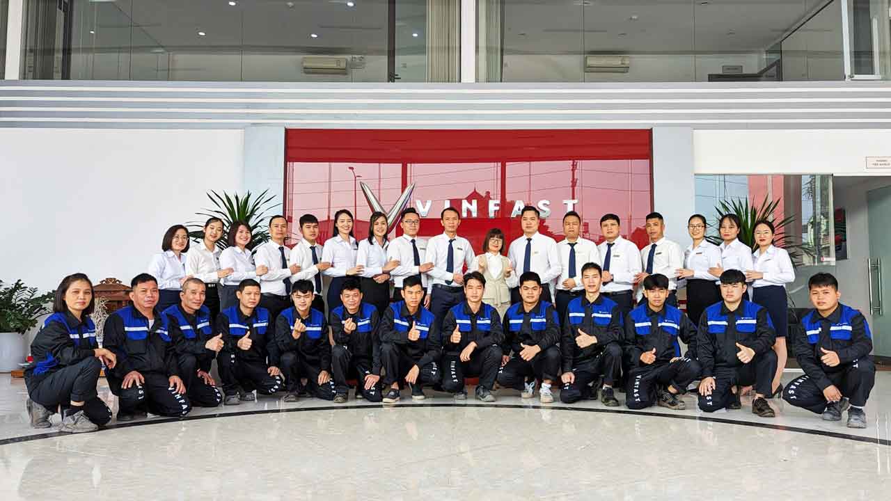 5+ Mẫu đồng phục công ty Vinfast bí quyết thành công cho thương hiệu