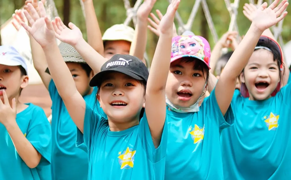 Áo nhóm đi trại hè có in logo/ hình ảnh /khẩu hiệu riêng – cá tính, sáng tạo