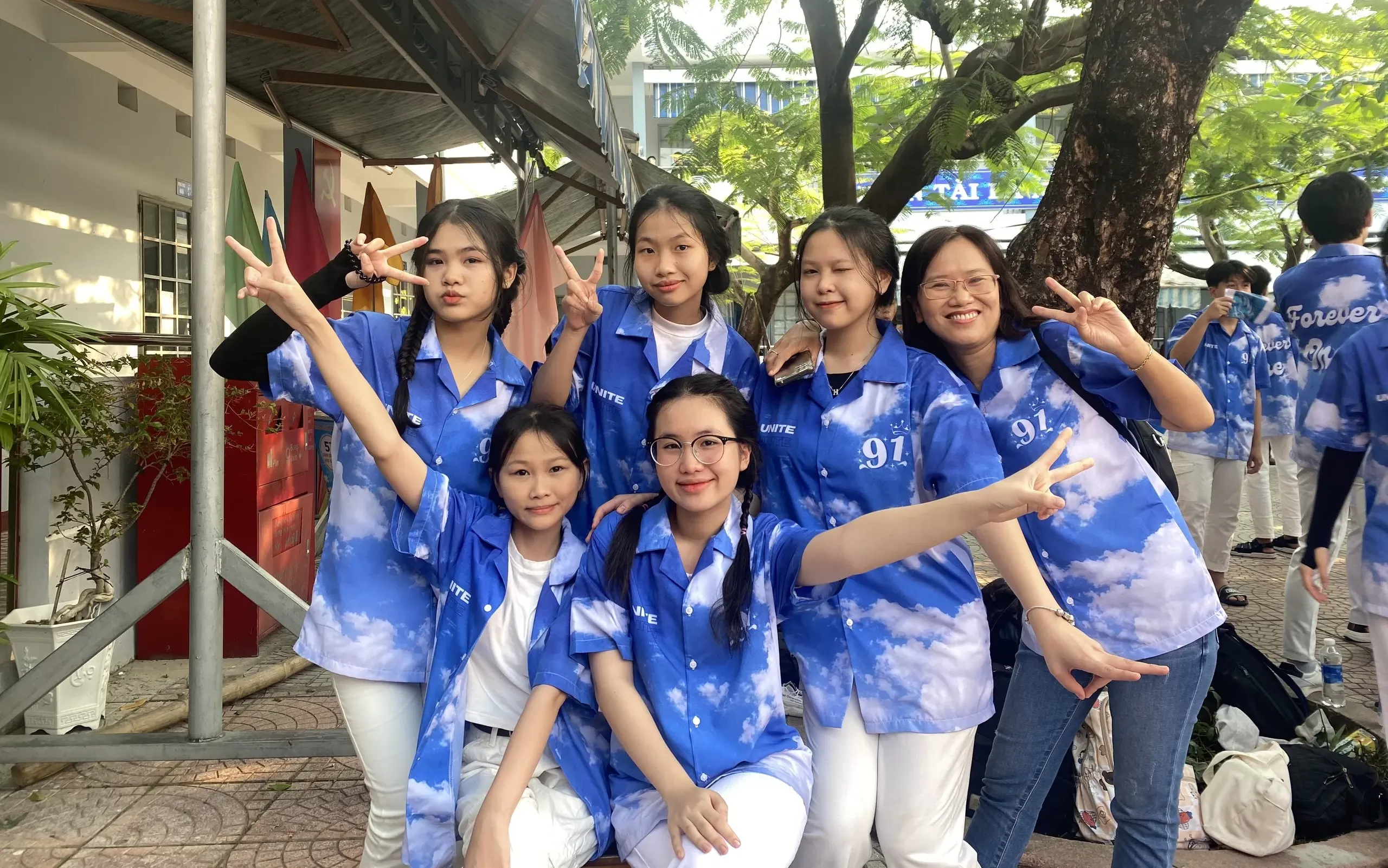 Chất liệu vải mát – thoáng – phù hợp vận động