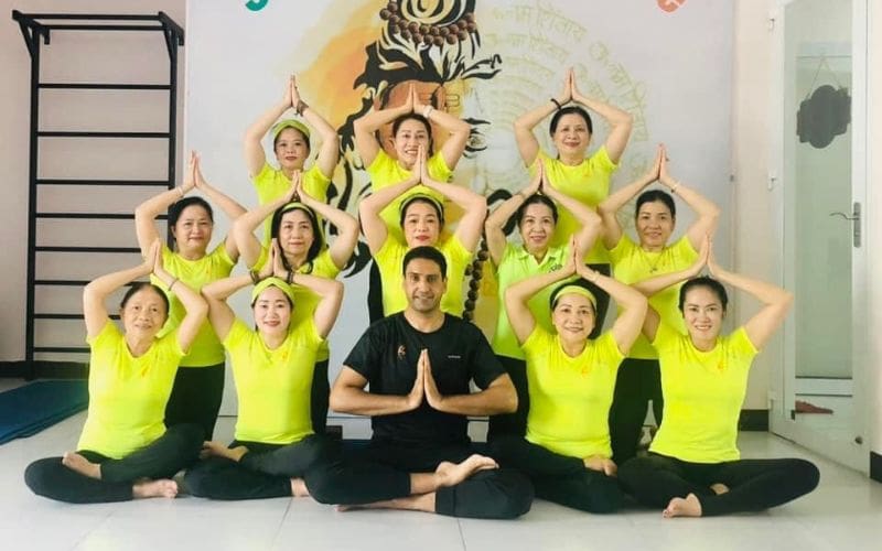 Đặt May Đồng Phục Yoga Đẹp | Lấy Nhanh | Báo Giá 2026