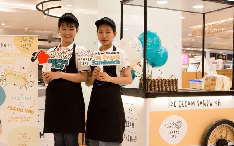 Đồng phục áo thun phối tạp dề đảm bảo vệ sinh