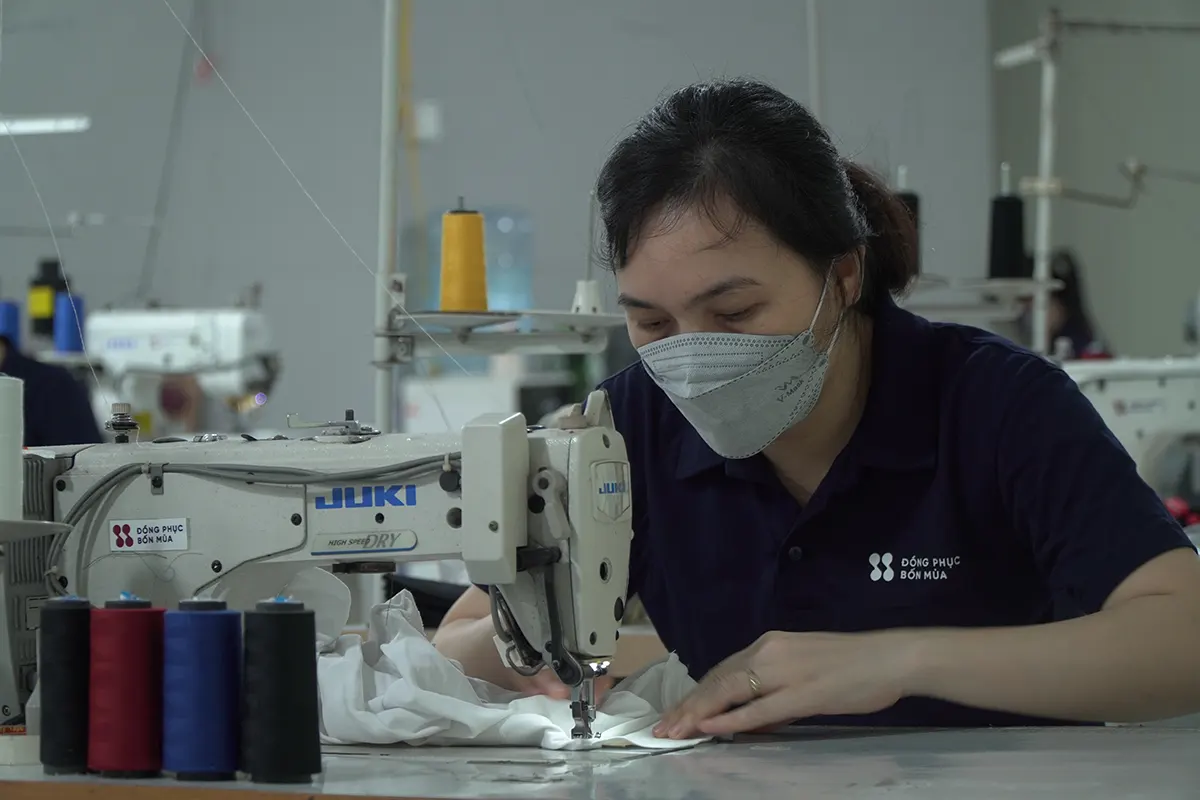Đồng Phục Bốn Mùa với hơn 10 năm kinh nghiệm trong lĩnh vực may mặc