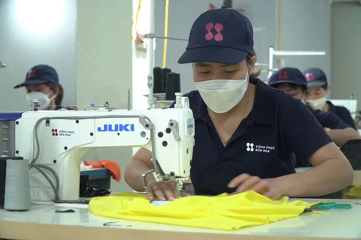 Xưởng may Đồng Phục Bốn Mùa - Địa chỉ may đồng phục chất lượng, uy tín