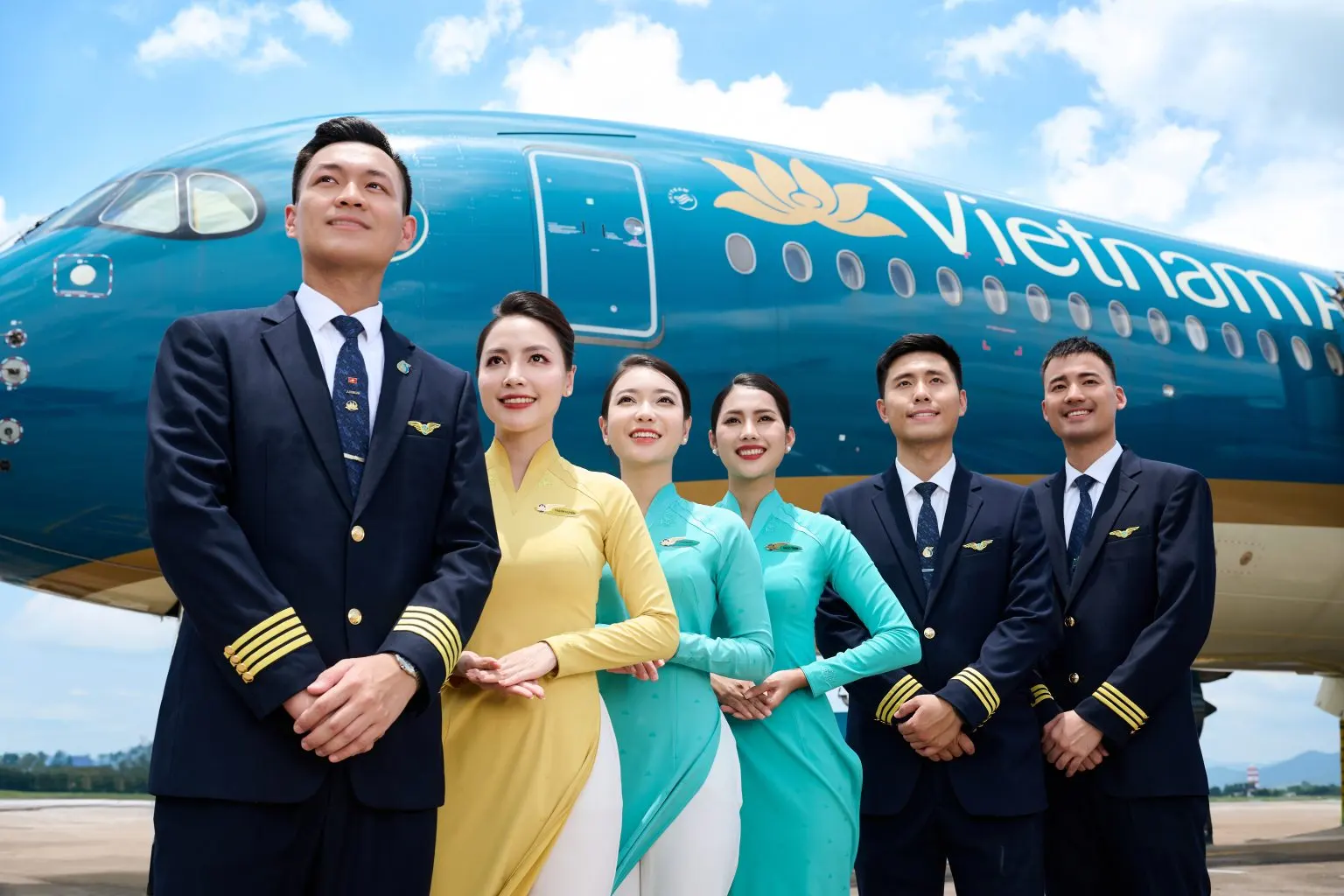 Mẫu áo đồng phục công ty hàng không Vietnam Airlines