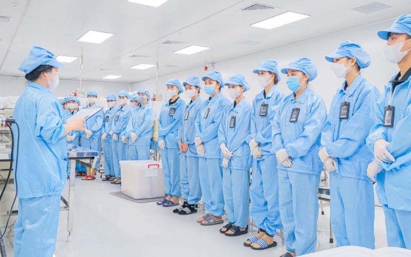 Cấp quản lý, giám sát - Đồng phục thể hiện vai trò điều phối