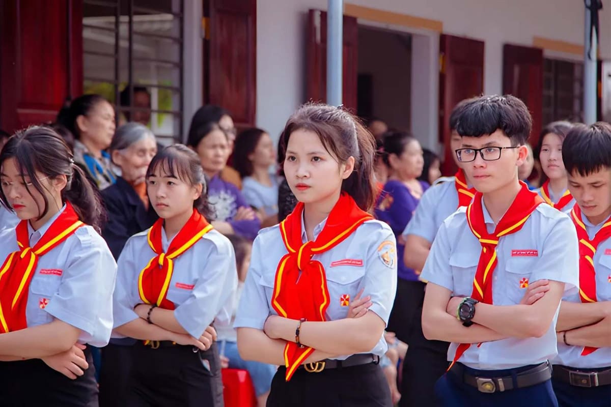 Đồng phục Thiếu nhi Thánh Thể