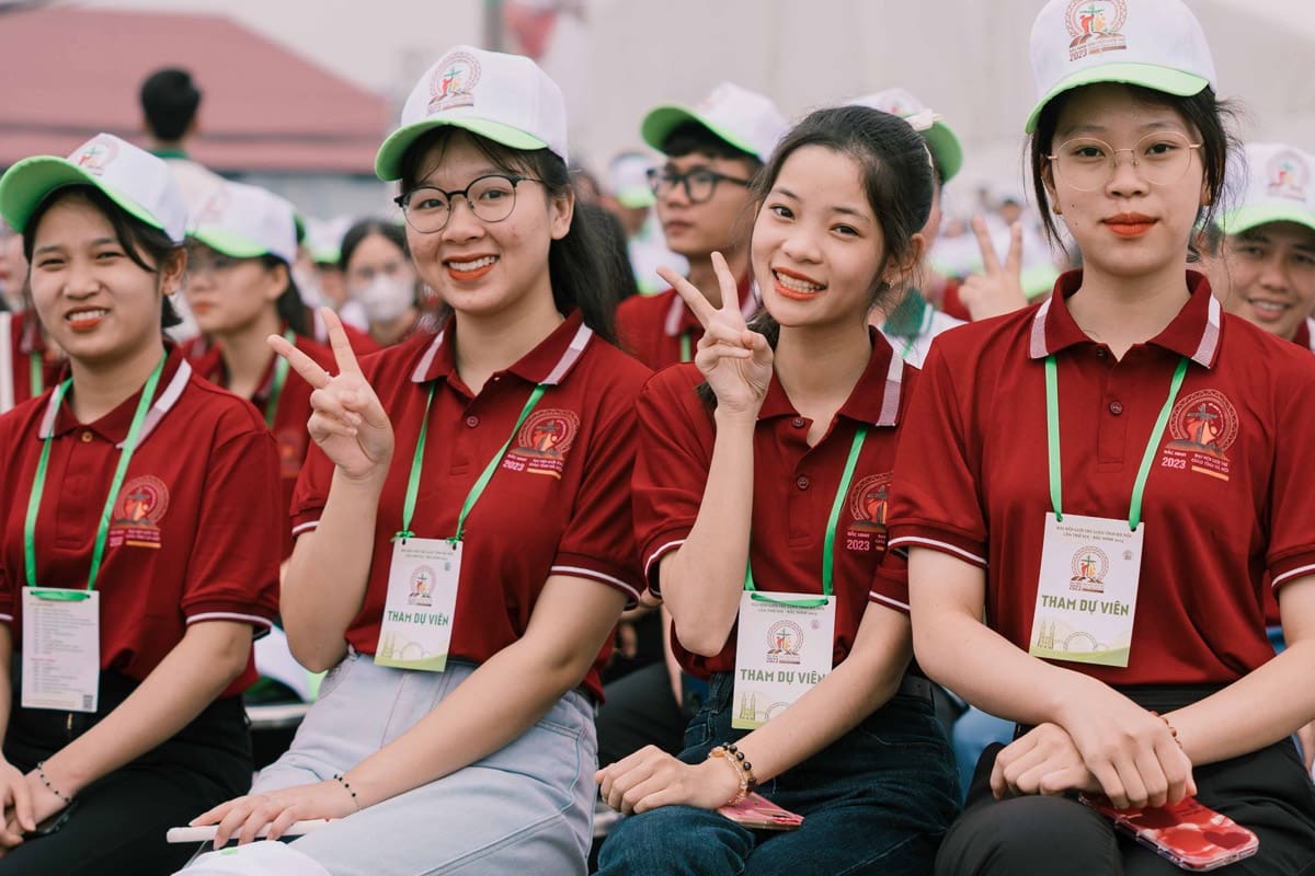 Feedback từ khách hàng đã đặt may đồng phục Công giáo tại Đồng Phục Bốn Mùa - 3