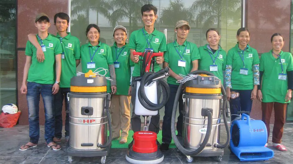 May Đồng Phục Công Ty Vệ Sinh Công Nghiệp An Toàn | Giá Tốt