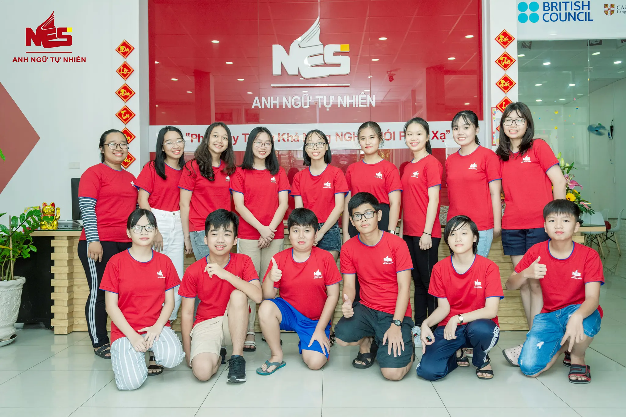 May Đồng Phục Trung Tâm Luyện Thi Đại Học Giá Tốt 2026