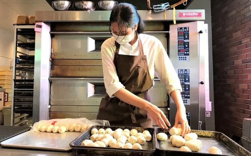 Tạp dề làm bánh là gì?