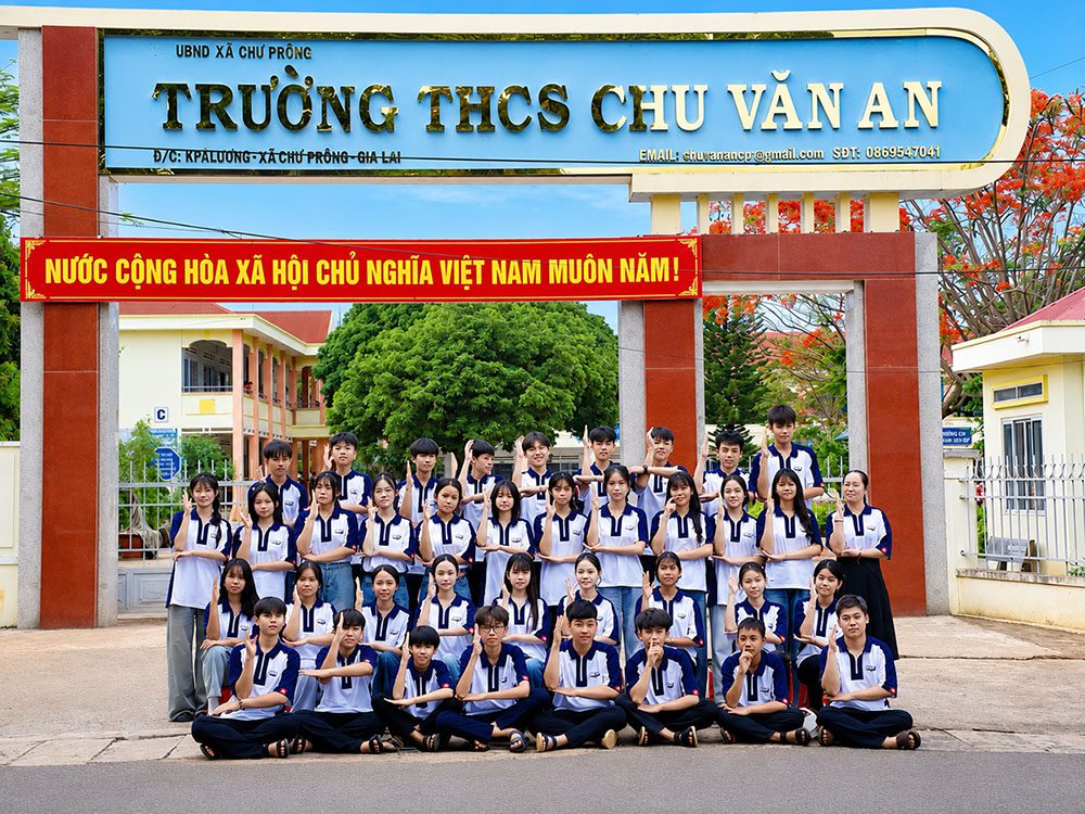 Mẫu đồng phục học sinh trường THCS Chu Văn An đặt may Đồng Phục Bốn Mùa