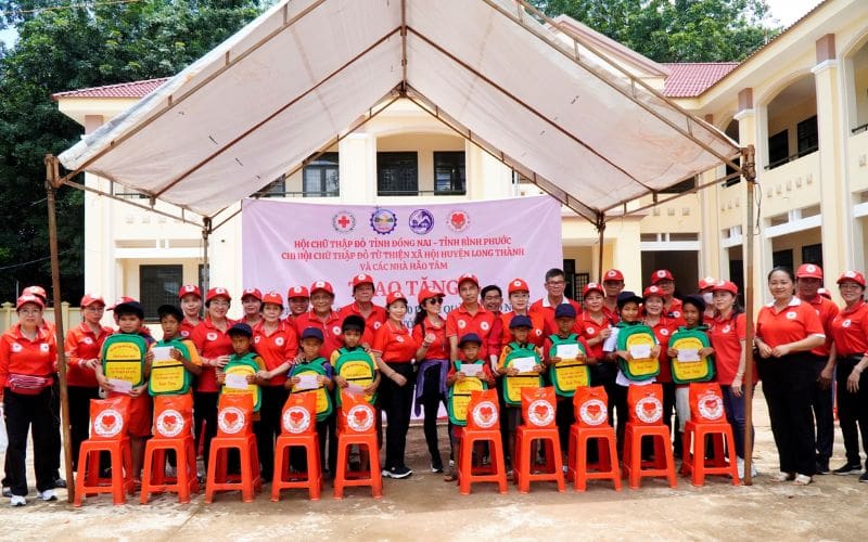 Xưởng may đồng phục Hội Chữ Thập Đỏ uy tín - Đồng Phục Bốn Mùa