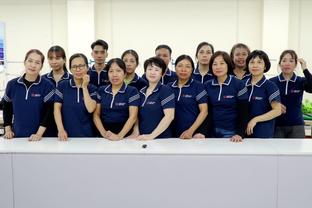 Đồng Phục Bốn Mùa - Xưởng may đồng phục TPBank theo yêu cầu, giá rẻ