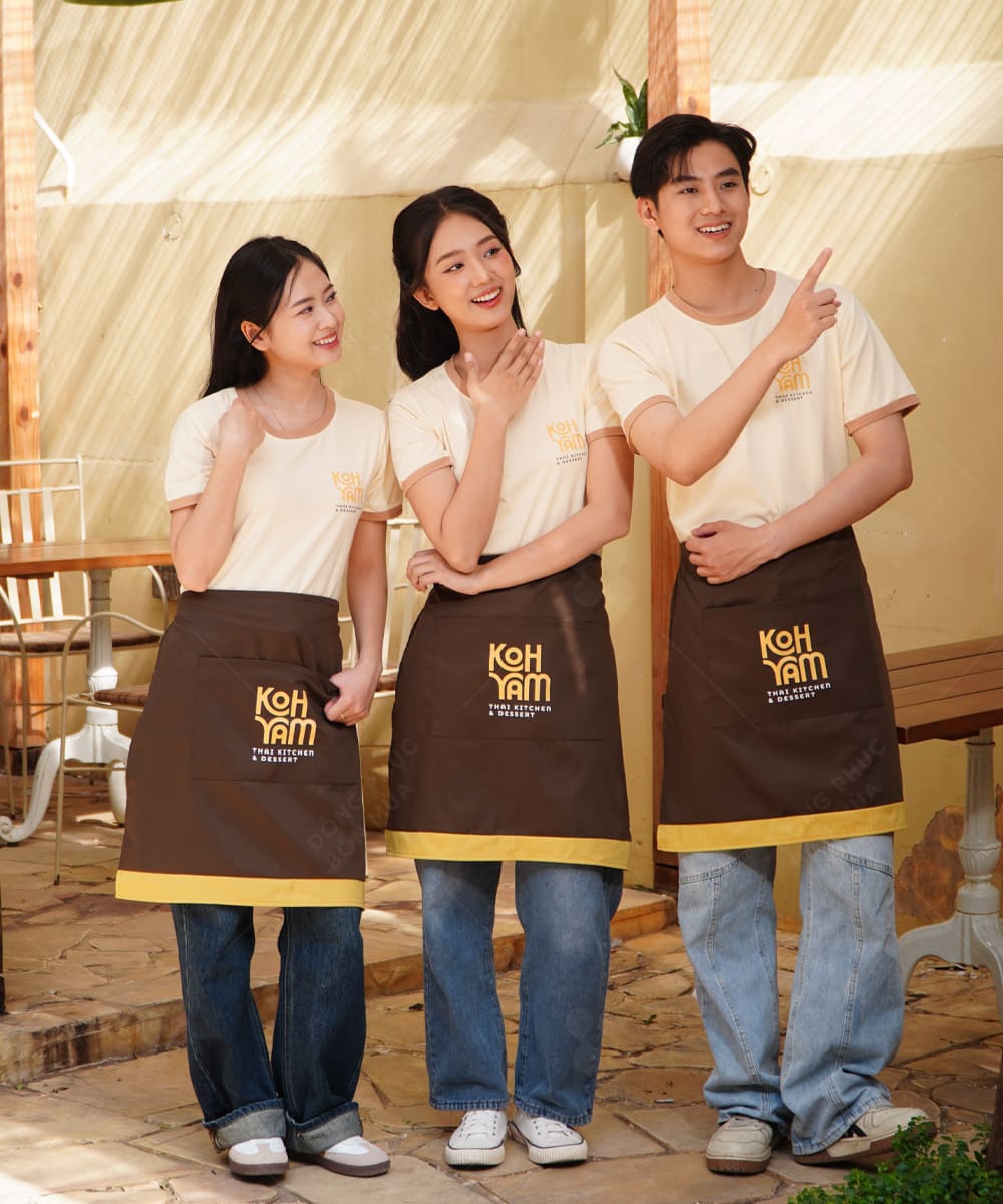 Combo Đồng Phục Nhà Hàng Koh Yam: Áo Thun & Tạp Dề