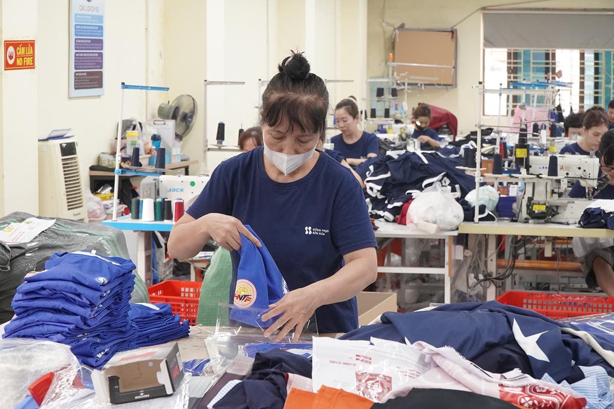 Xưởng may đồng phục thể thao trực tiếp, không qua trung gian