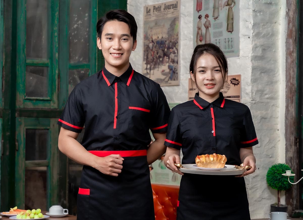 Mẫu áo sơ mi đồng phục nhân viên phục vụ nhà hàng ngắn tay